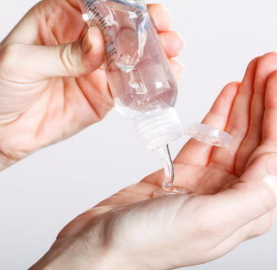 Come disinfettare le mani con il nostro gel igienizzante