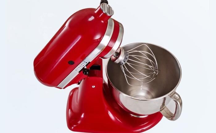 mixer robot da cucina rosso e argento