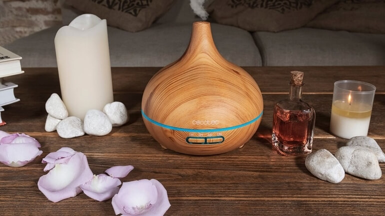 umidificatore ultrasuoni con candele ed essenze aromaterapia